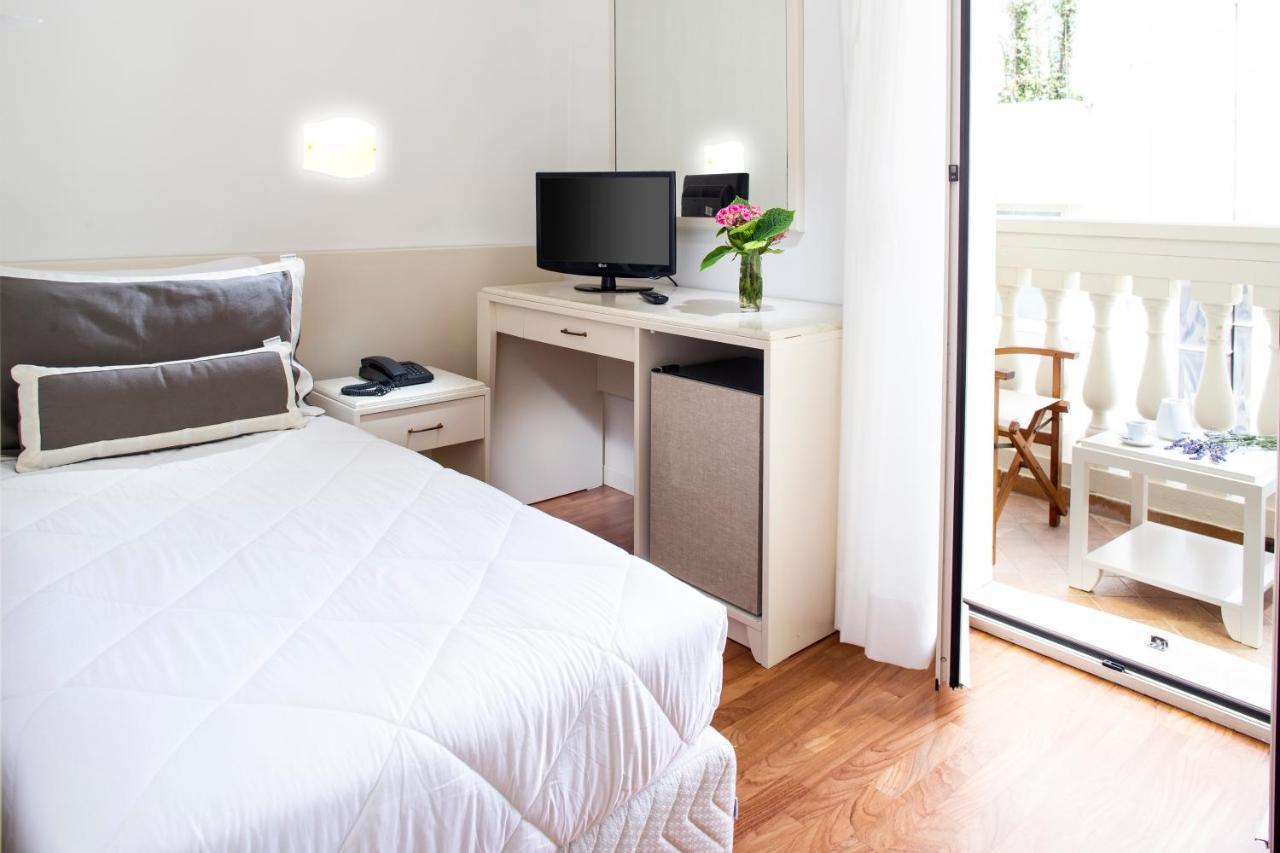 Novecento Suite Hotel Riccione Bagian luar foto