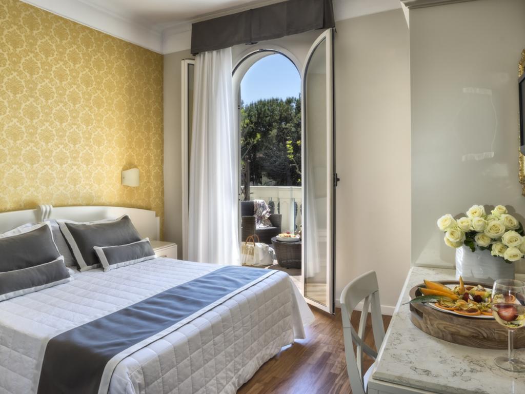 Novecento Suite Hotel Riccione Bagian luar foto