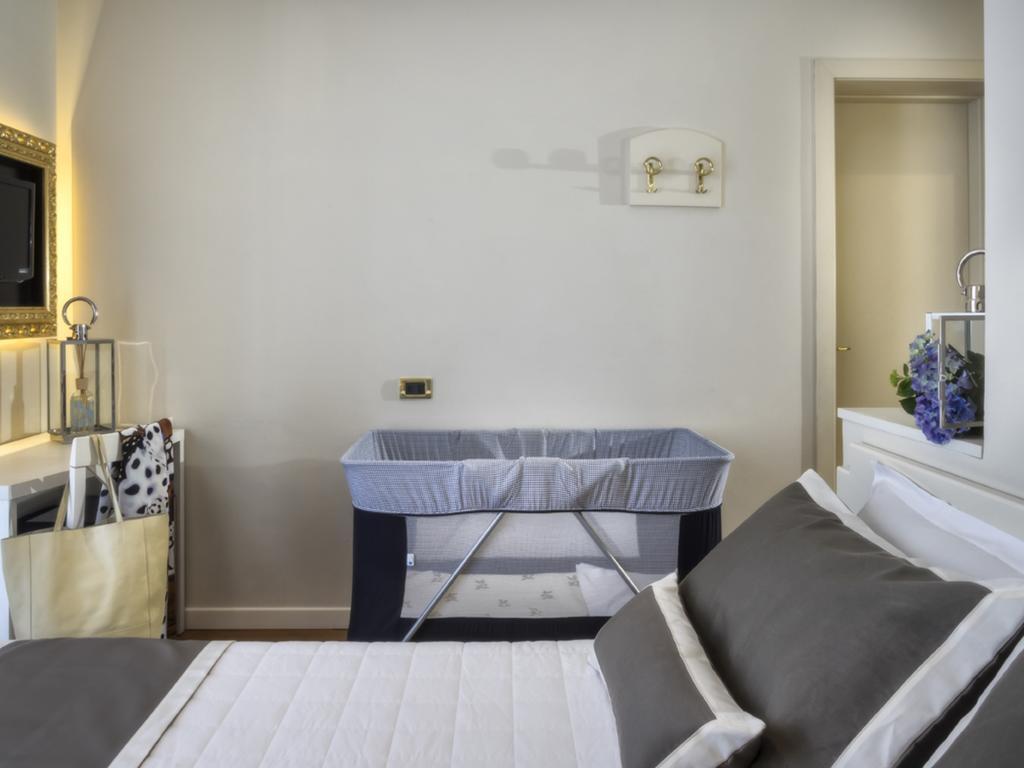 Novecento Suite Hotel Riccione Bagian luar foto